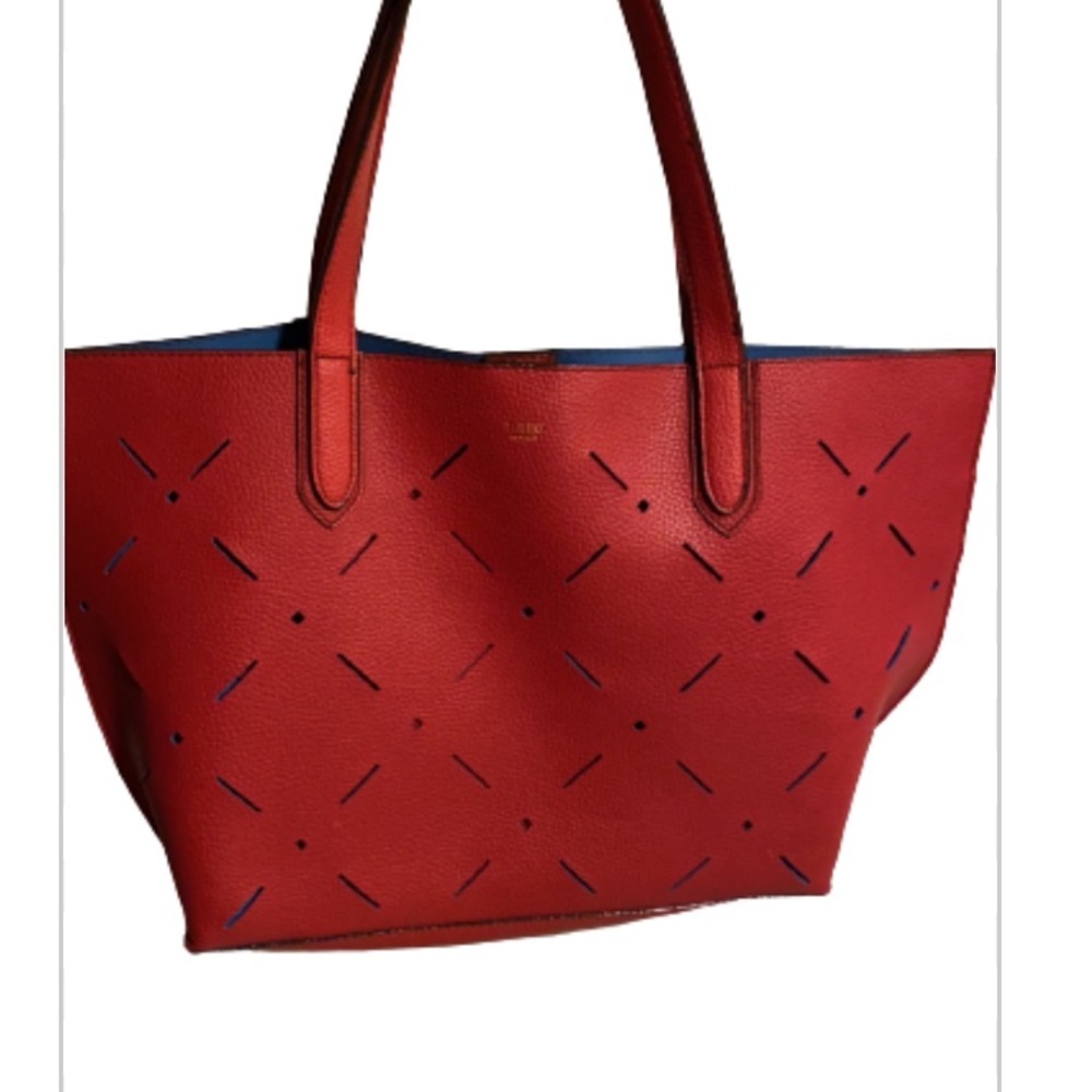 NWOT TUTILO New York perforated tote with pouch